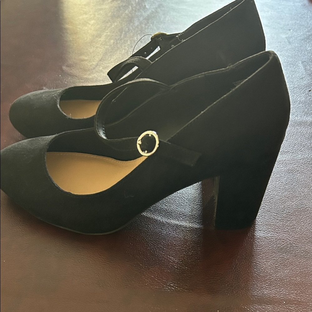 torrid Black Mary Jane Faux Suede pumps with Buckle Strap - Picture 2 of 2